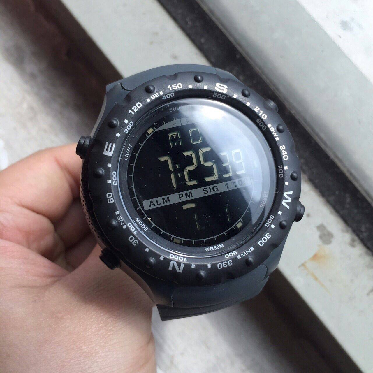 Часовник Suunto Ambit